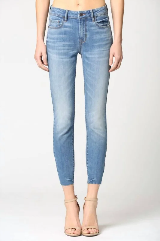 Medium Wash Raw Hem Jean In Blue