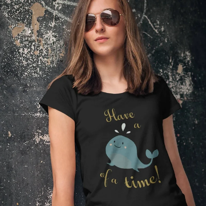 Have a Whale of a Time Crew Neck S-Sleeve T-shirt